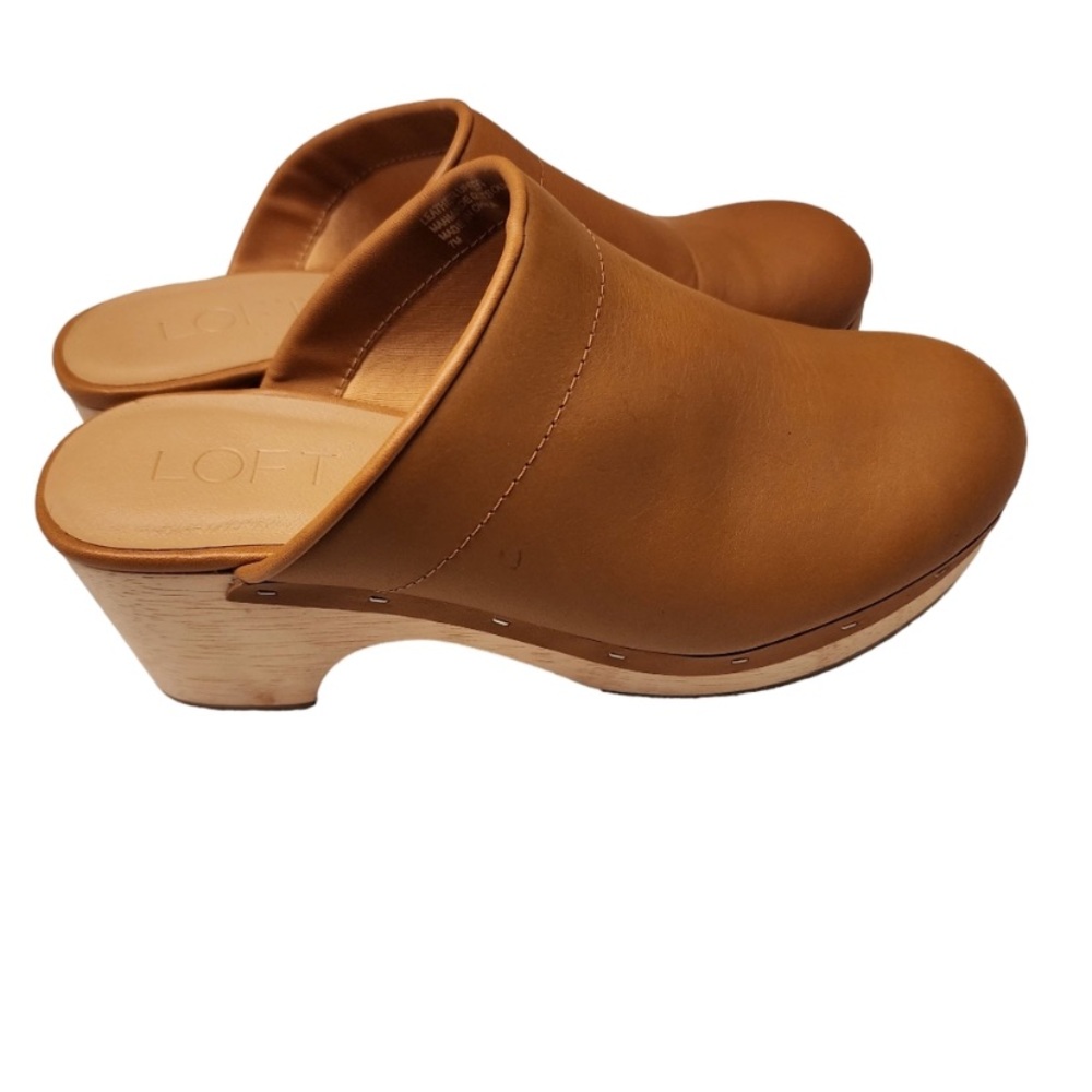 LOFT Tan Leather Mules